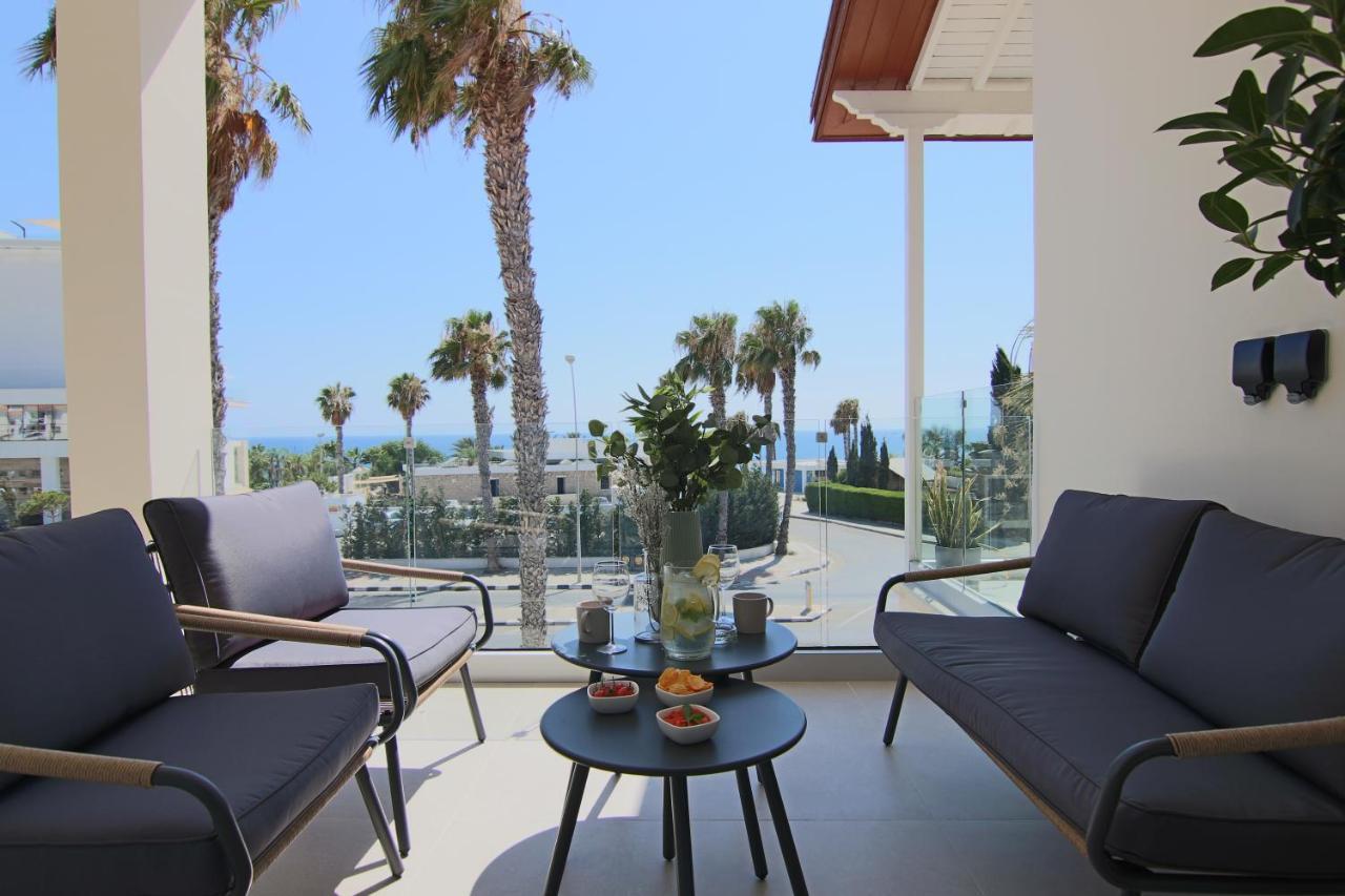 Phaedrus Living: Seaview Luxury Flat Limnaria 151 Lägenhet Paphos Exteriör bild