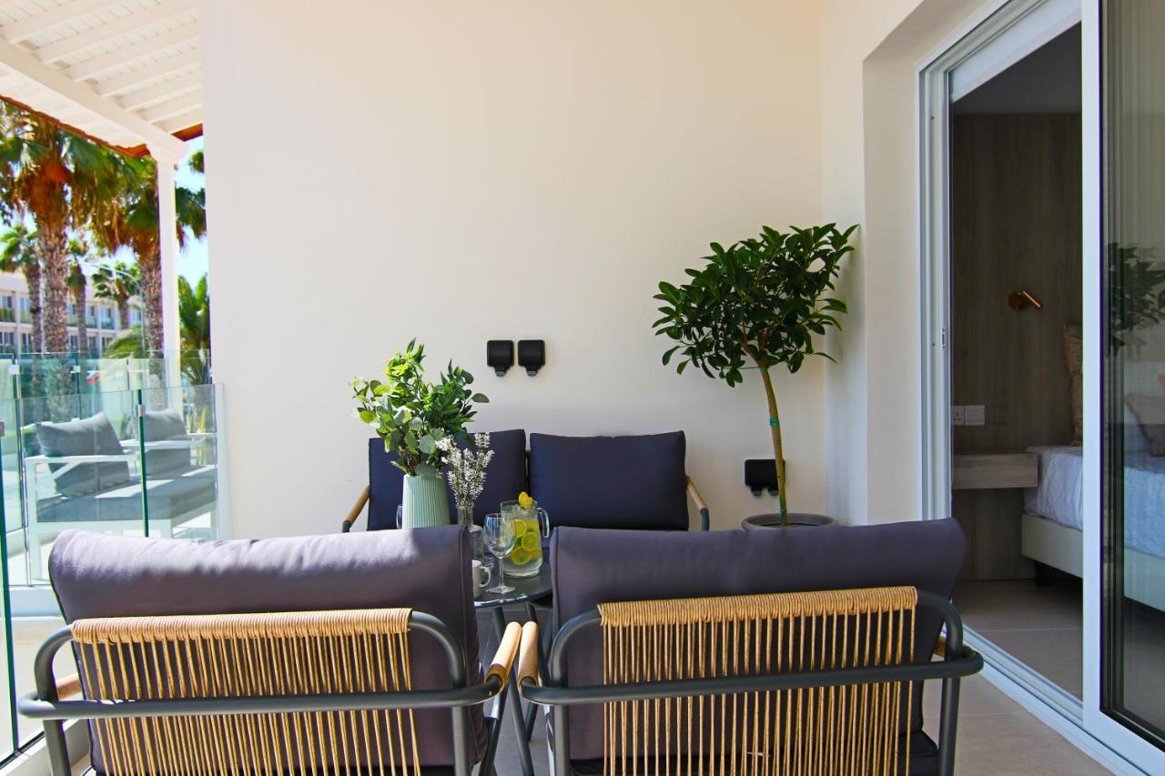 Phaedrus Living: Seaview Luxury Flat Limnaria 151 Lägenhet Paphos Exteriör bild