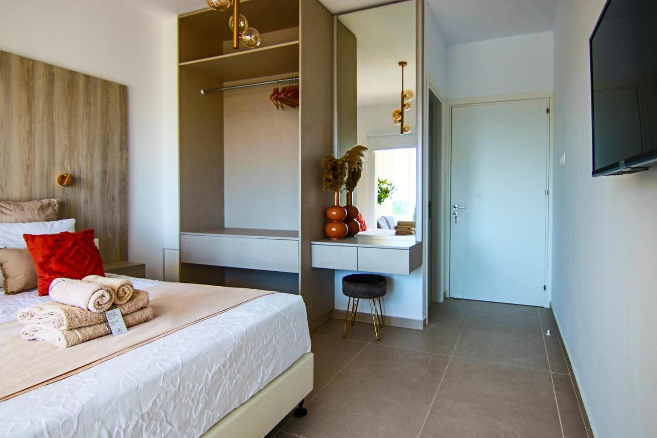 Phaedrus Living: Seaview Luxury Flat Limnaria 151 Lägenhet Paphos Exteriör bild