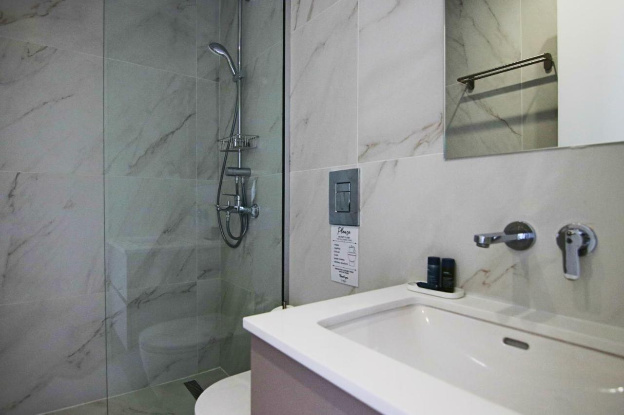 Phaedrus Living: Seaview Luxury Flat Limnaria 151 Lägenhet Paphos Exteriör bild
