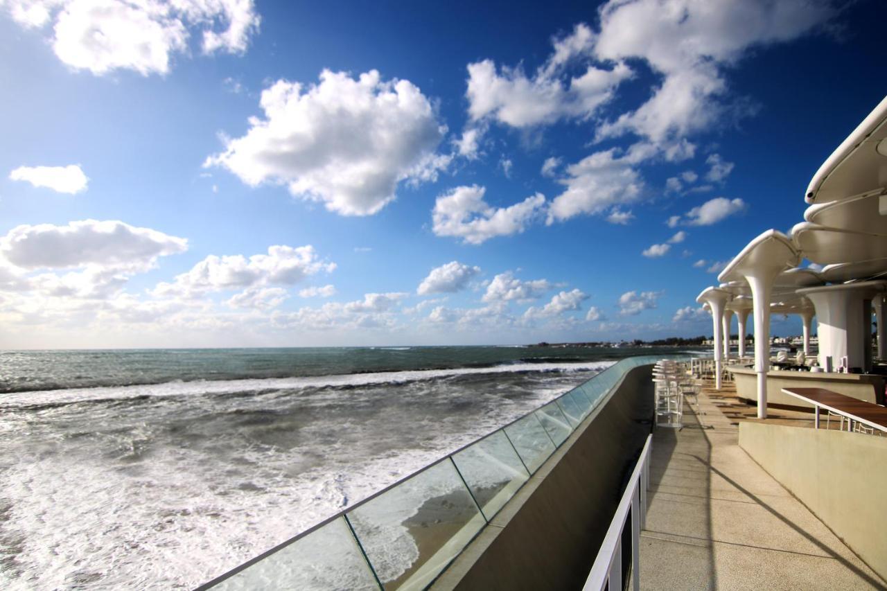 Phaedrus Living: Seaview Luxury Flat Limnaria 151 Lägenhet Paphos Exteriör bild